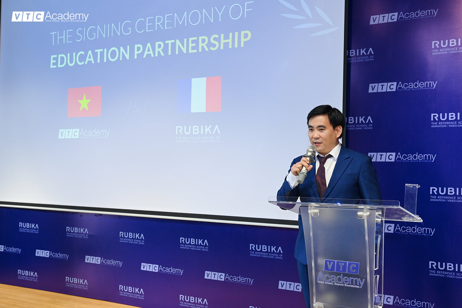 Review VTC Academy: VTC Academy ký kết thỏa thuận hợp tác giáo dục cùng Viện Thiết kế quốc tế RUBIKA (Pháp) 17 ky ket rubika 21