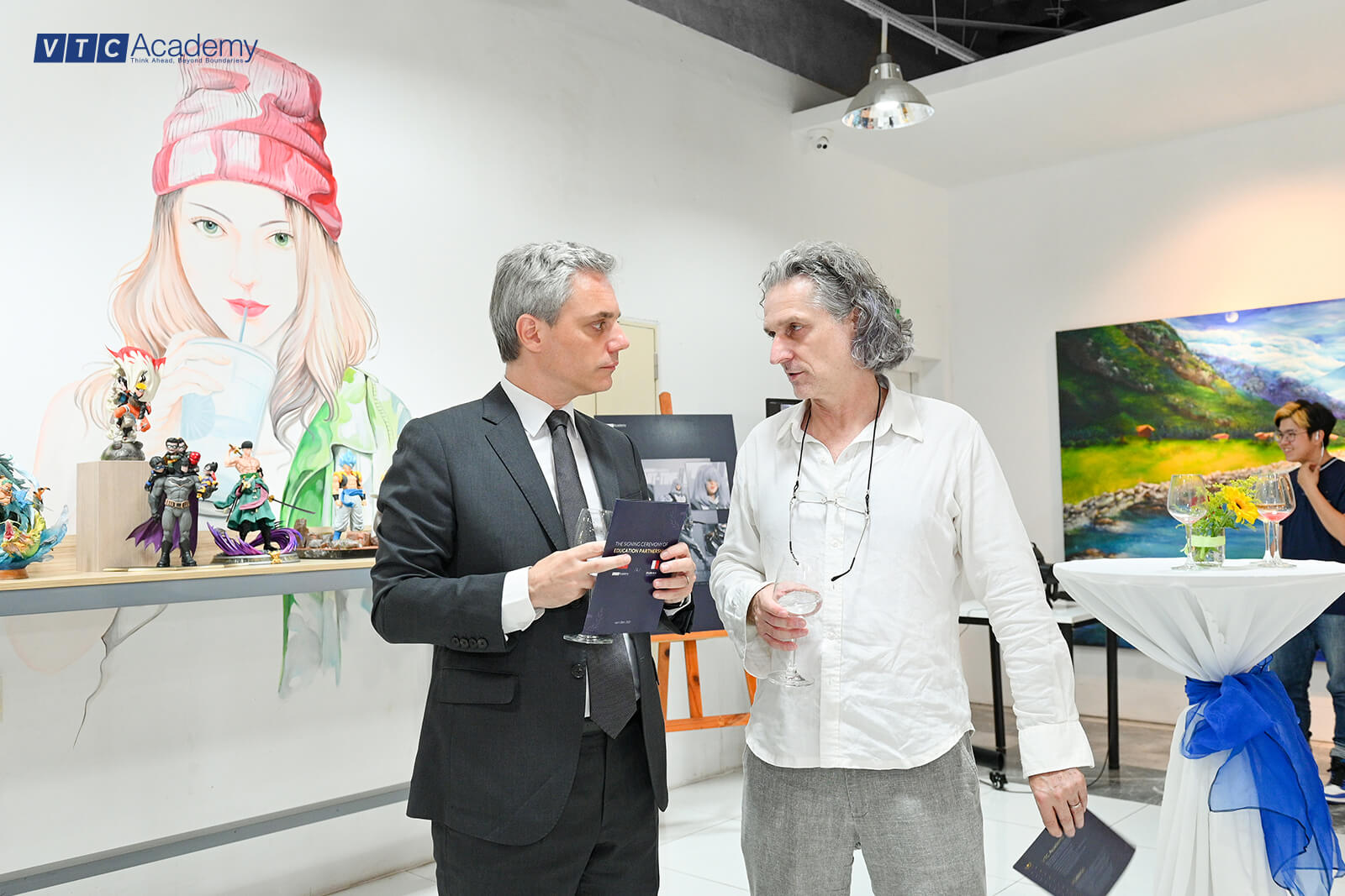 Review VTC Academy: VTC Academy ký kết thỏa thuận hợp tác giáo dục cùng Viện Thiết kế quốc tế RUBIKA (Pháp) 4 ky ket rubika 8