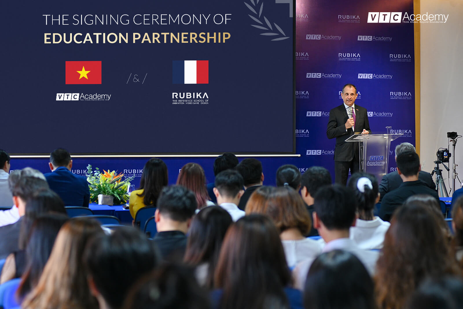 Review VTC Academy: VTC Academy ký kết thỏa thuận hợp tác giáo dục cùng Viện Thiết kế quốc tế RUBIKA (Pháp) 19 ky ket rubika