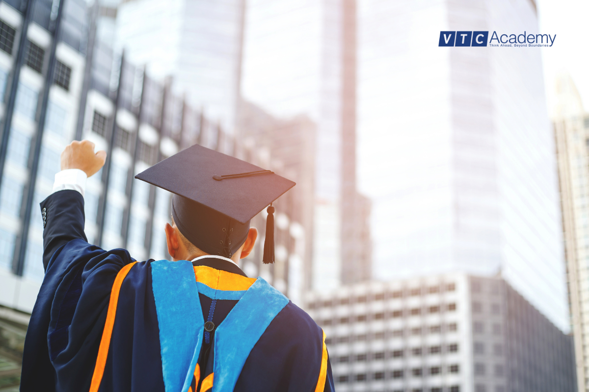 hoc lap trinh nhung o cac truong dai hoc