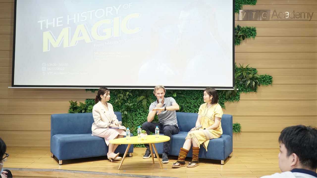 Điều gì làm nên khác biệt khi học tập tại VTC Academy? 10 học-vien-vtc-academy-giao-luu-cung-dien-gia-quoc-te