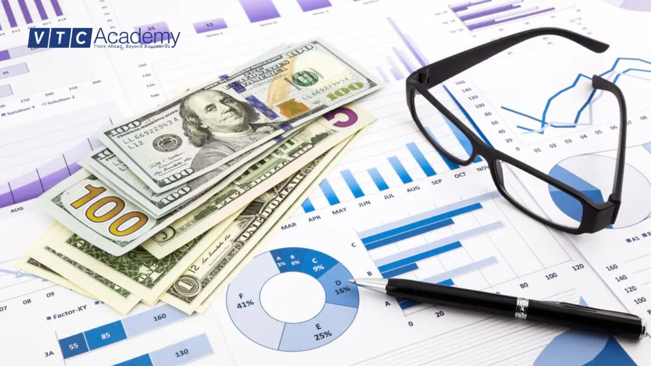 Digital Marketing lương bao nhiêu? So sánh mức lương của từng vị trí 8 muc-luong-cua-nganh-digital-marketing-con-bi-anh-huong-rat-nhieu-boi-cac-yeu-to-phu