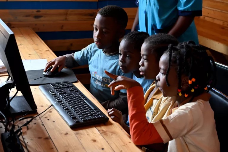 Exploring the Power of Edtech - The Future of Education 2 edtech-helps-reduce-education-gap
