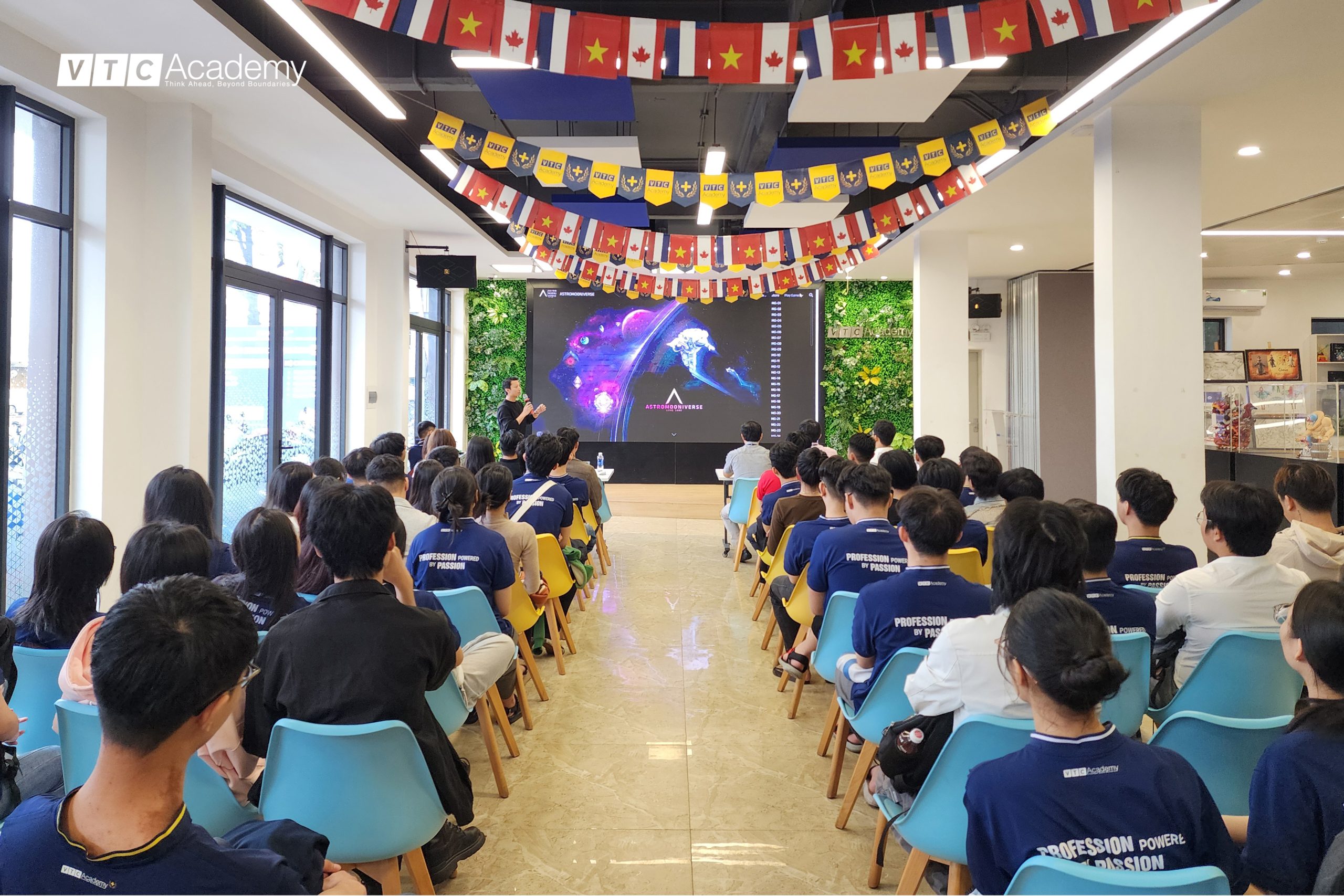 phong van hoc vien da nang scaled