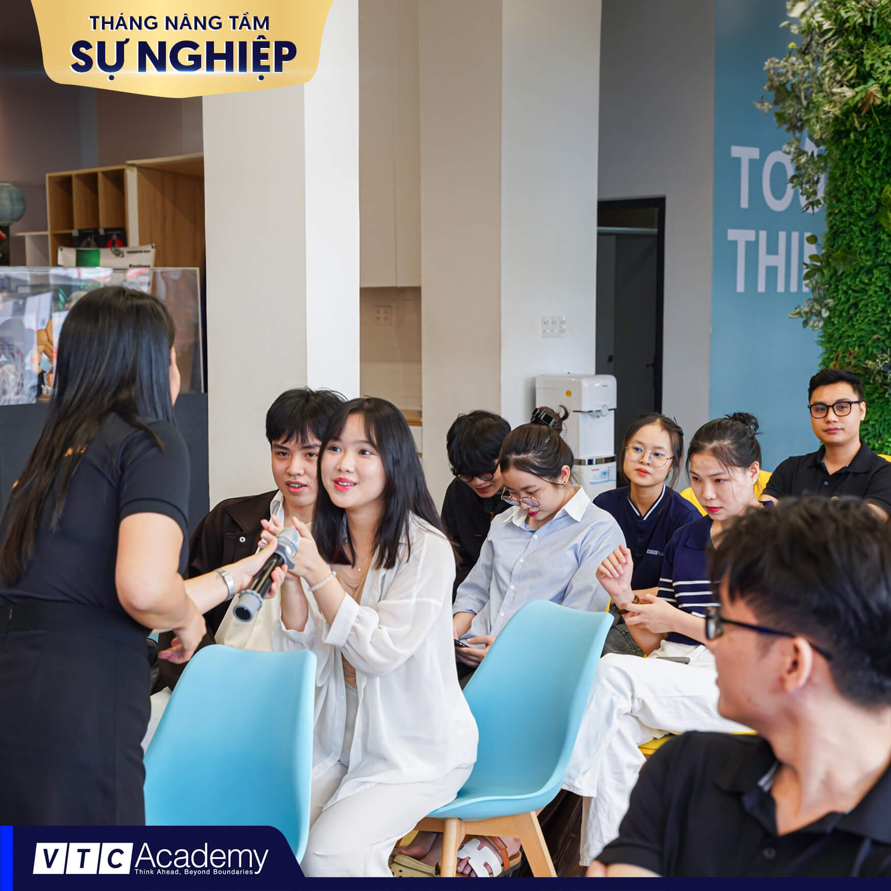 phong van thuc chien nhan viec lam tai cho 2