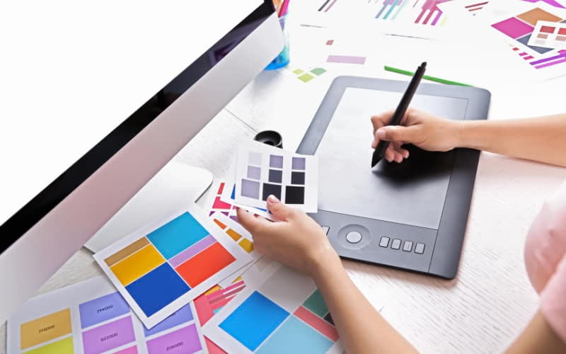 Học thiết kế đồ họa cần những dụng cụ gì: Trọn bộ hành trang cho nhà thiết kế tương lai! 3 Bảng vẽ đồ họa