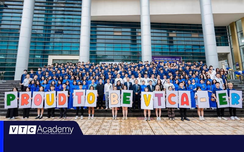 Nên học thiết kế đồ họa tại VTC Academy