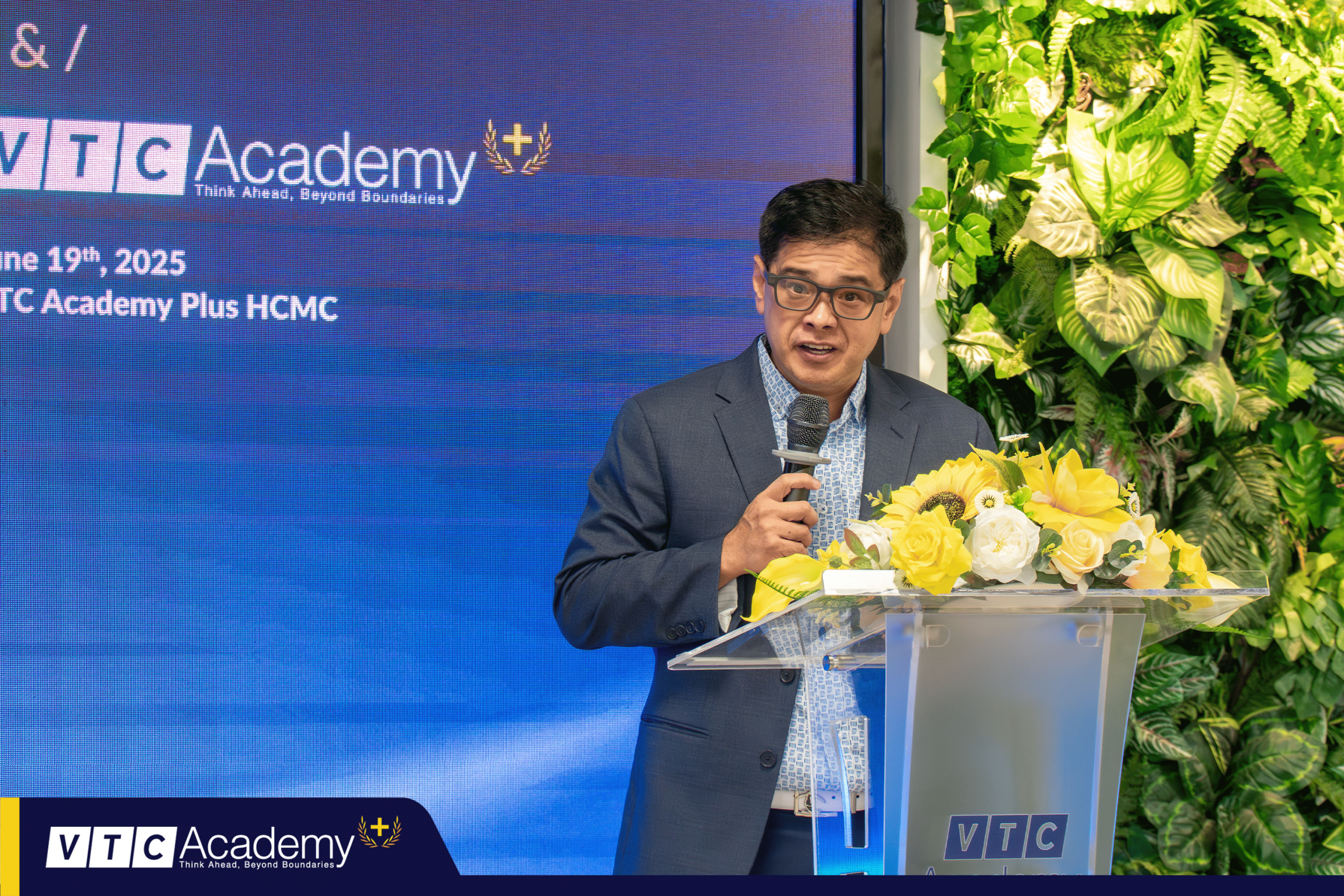 Lần đầu tiên: ASCM đồng hành cùng tổ chức giáo dục tại Việt Nam, VTC Academy, phát triển chương trình đào tạo Chuỗi cung ứng & Logistics chuẩn quốc tế 16 13 1 scaled